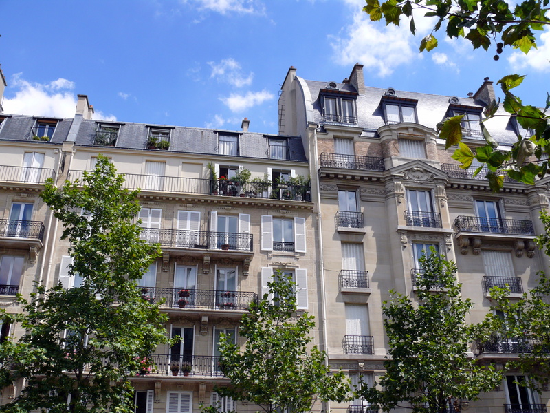 Paris, immeuble haussmannien - Fotolia