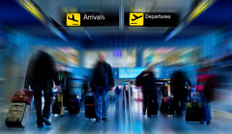 Airport: arrival-departure© Robert Wilson - Fotolia.com