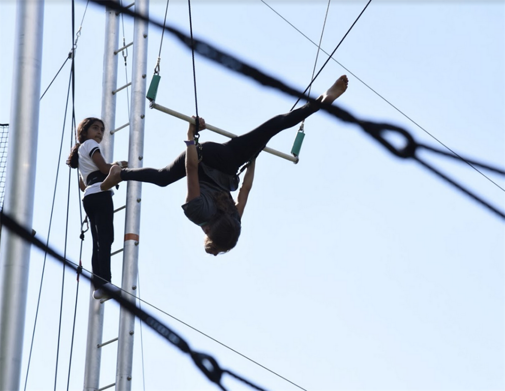 Flying Trapeze - Credit: College du Leman
