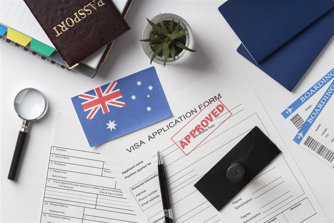 Visa application composition with australian flag - Photo created by freepik - www.freepik.com
