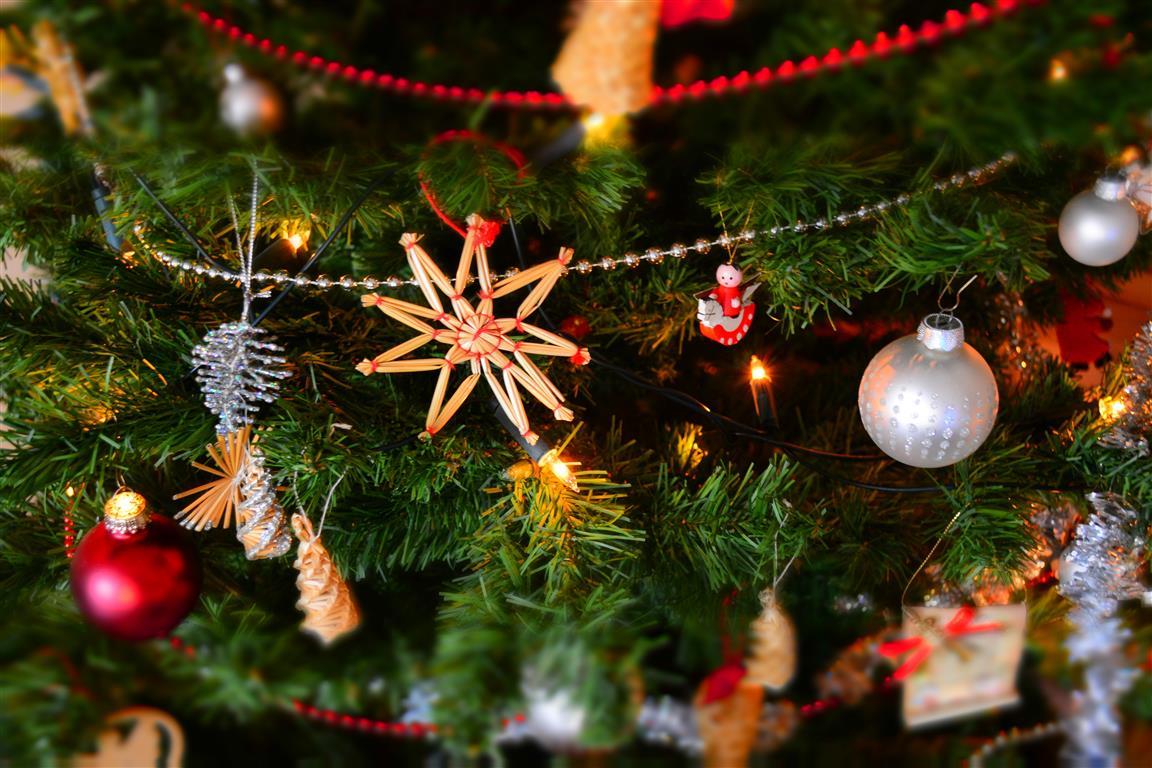   Christmas decorations - Photo by Gary Spears from Pexels