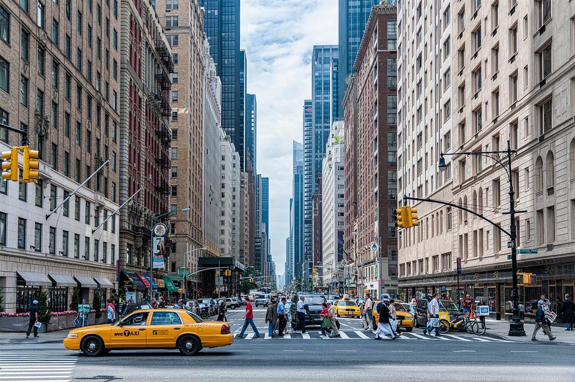 Pedestrians Crossing in New York City - Image by Pexels from Pixabay