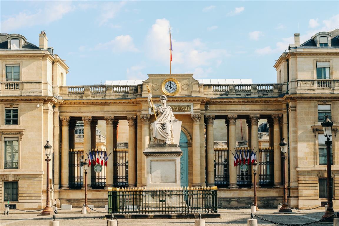 National Assembly in Paris - Photo by Eddie Junior on Unsplash