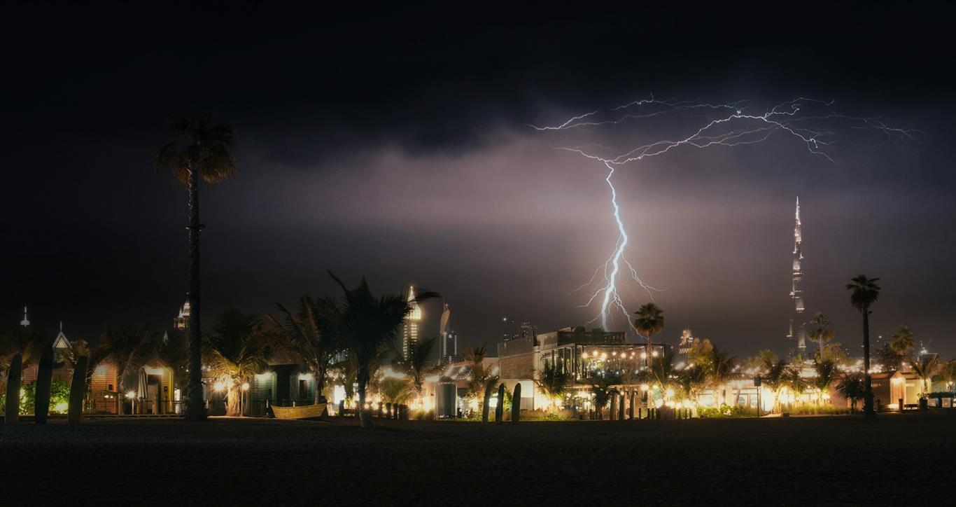 Storm in Dubai - Photo by Kent Tupas on Unsplash