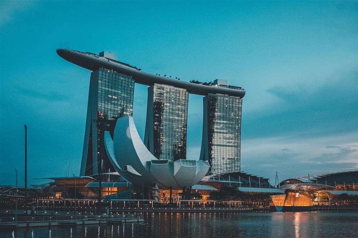 View of Singapore - Photo by Lily Banse on Unsplash